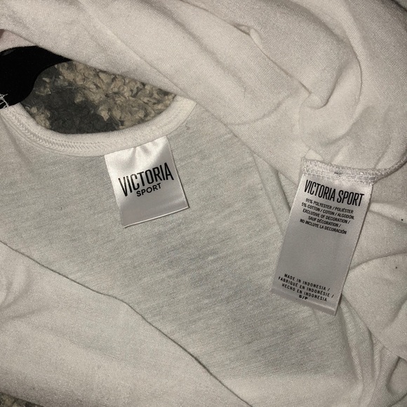 NWOT Victorias Secret Workout Tank - Picture 4 of 4